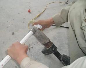 江海漏水维修电话